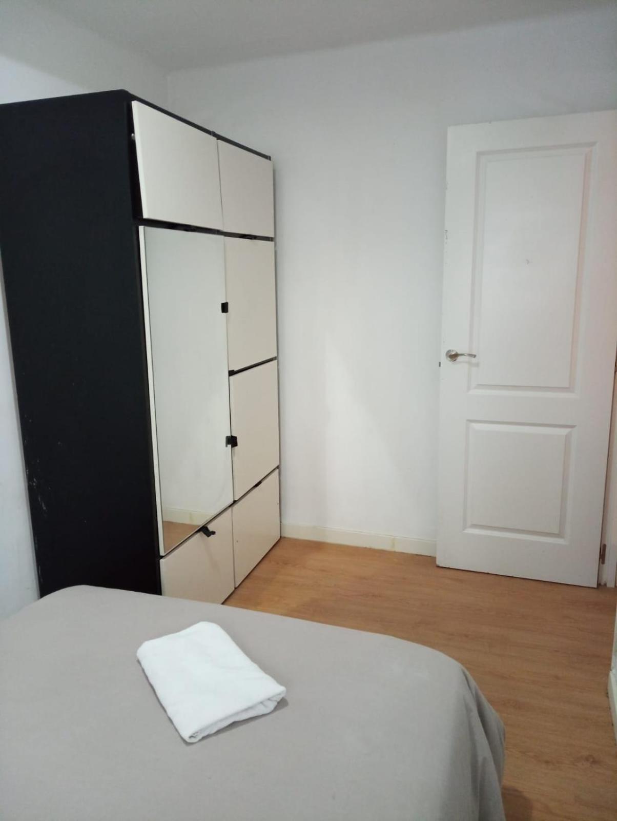 Apartamento 3 Dormitorios En Sanchez Preciados Madrid Buitenkant foto