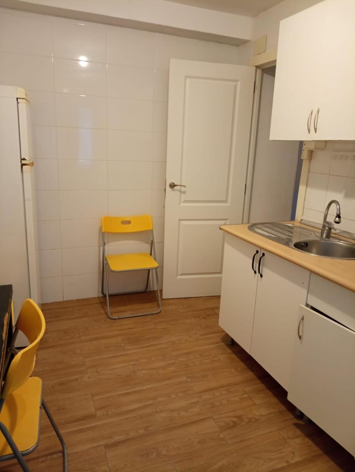 Apartamento 3 Dormitorios En Sanchez Preciados Madrid Buitenkant foto